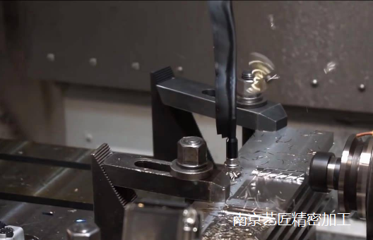 <strong>南京艺匠总结：CNC机械师的操作事项，如何避免受伤、零件故障和停机？</strong>
